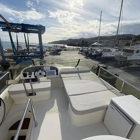 Sejour D Exception A Bord D Un Bateau Au Depart De Vecchio *